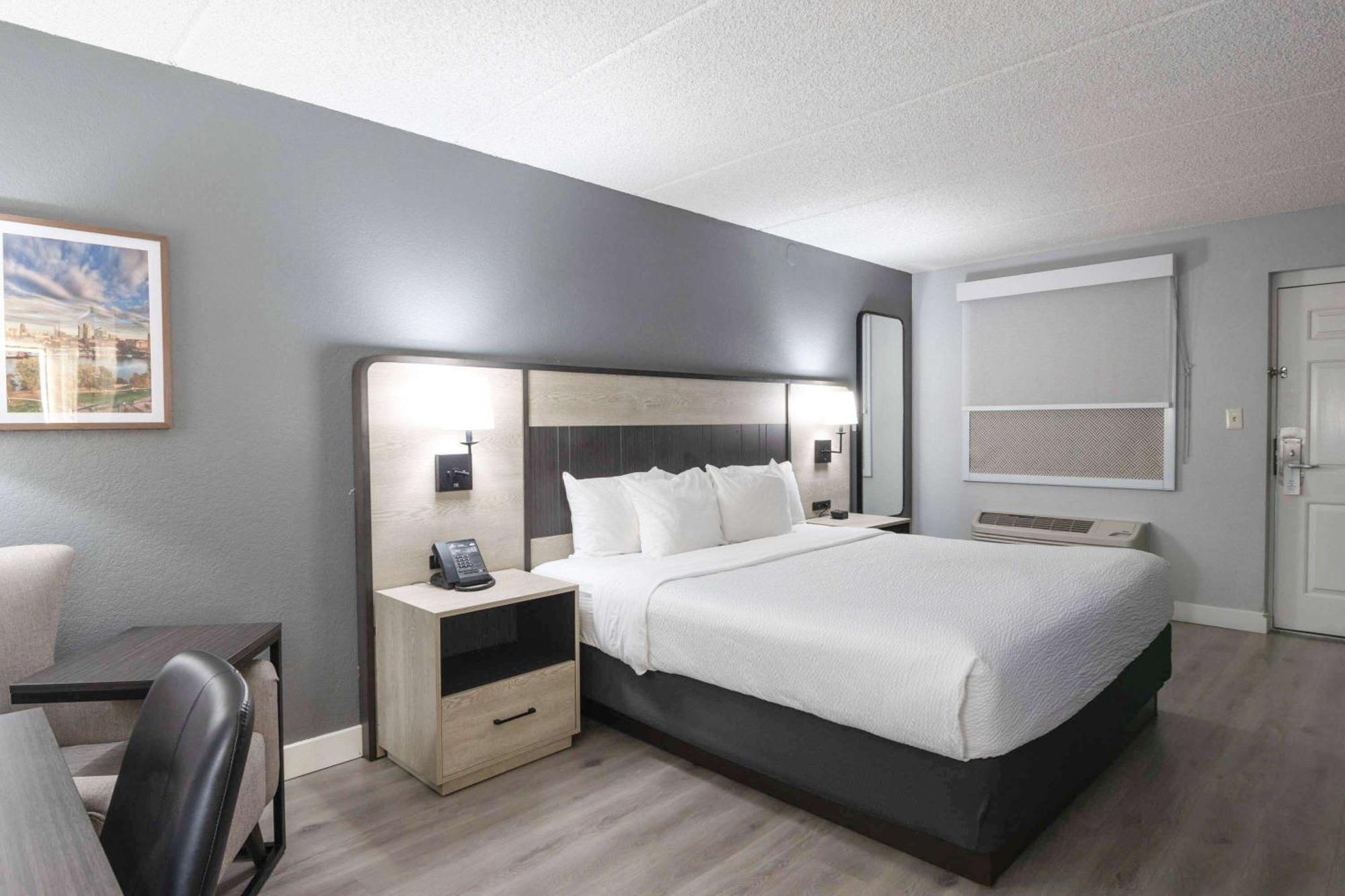 La Quinta Inn By Wyndham Стоктън Екстериор снимка