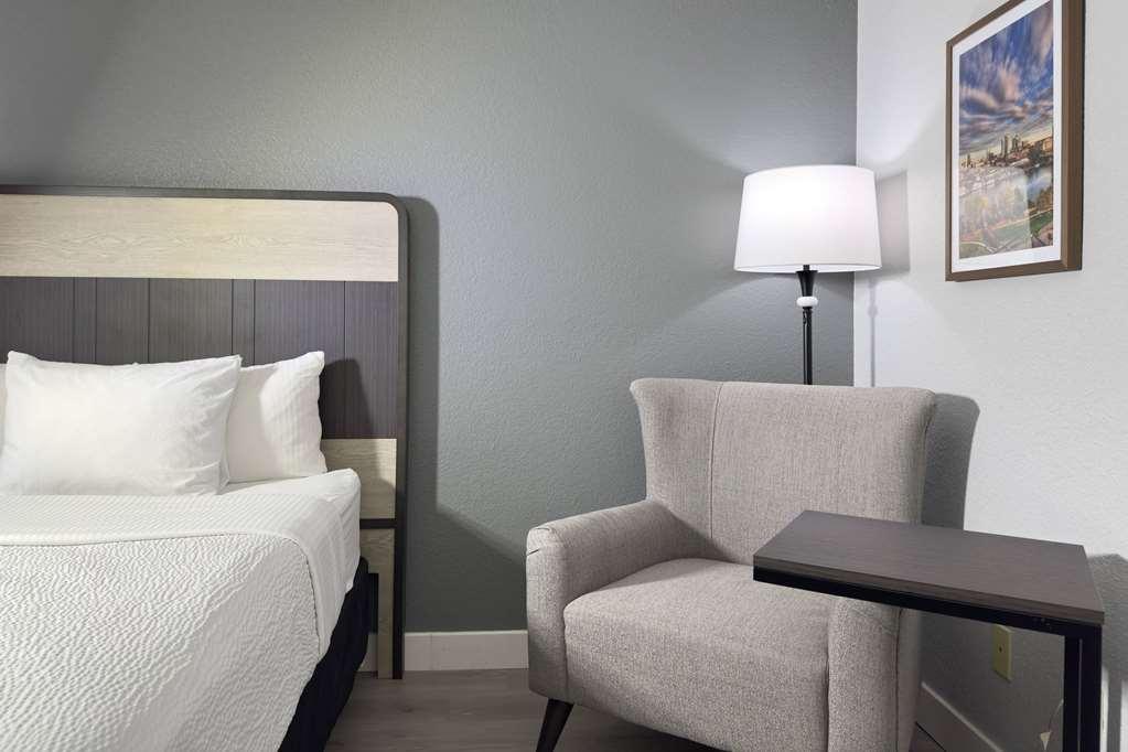 La Quinta Inn By Wyndham Стоктън Стая снимка