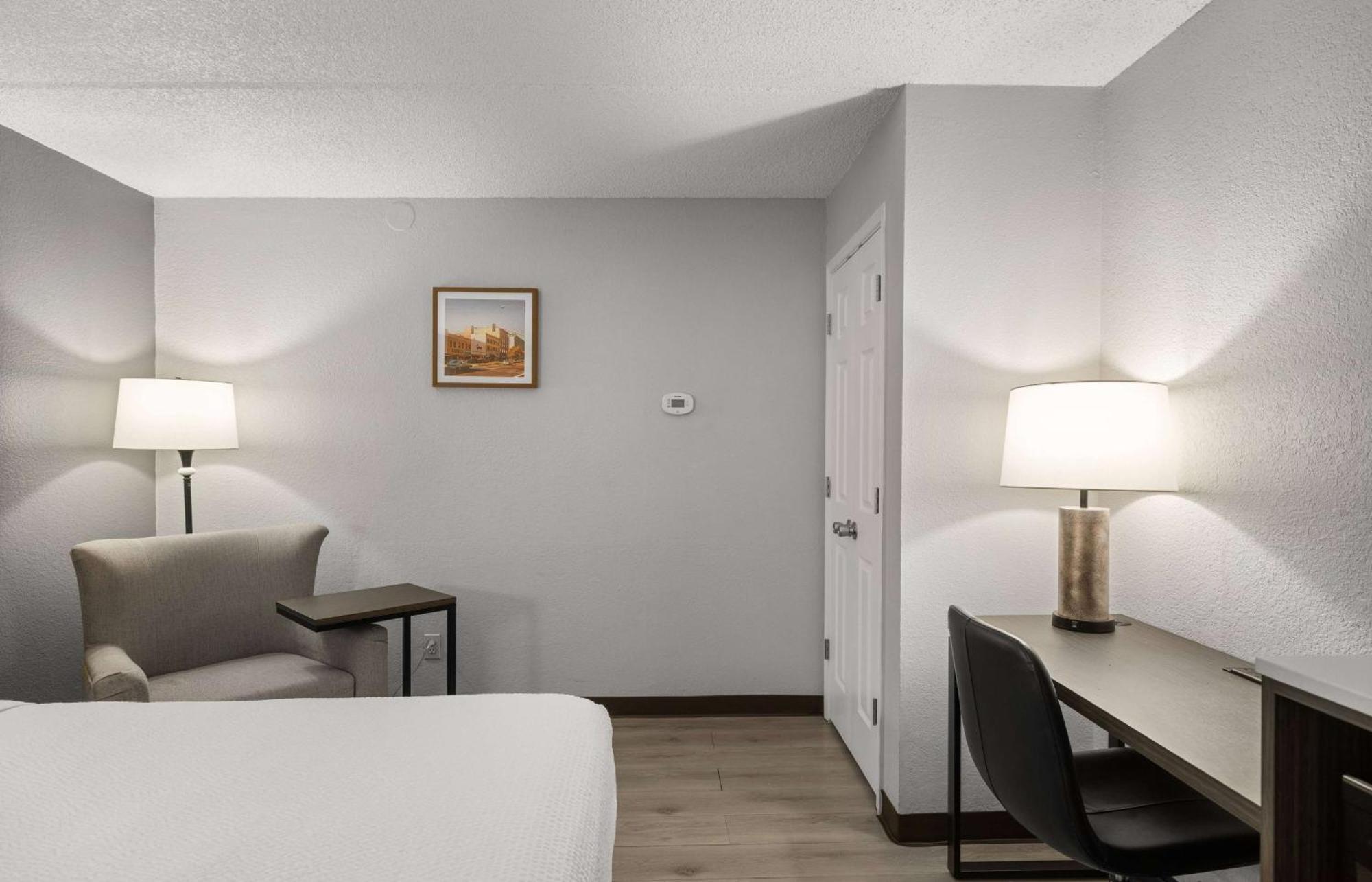 La Quinta Inn By Wyndham Стоктън Екстериор снимка