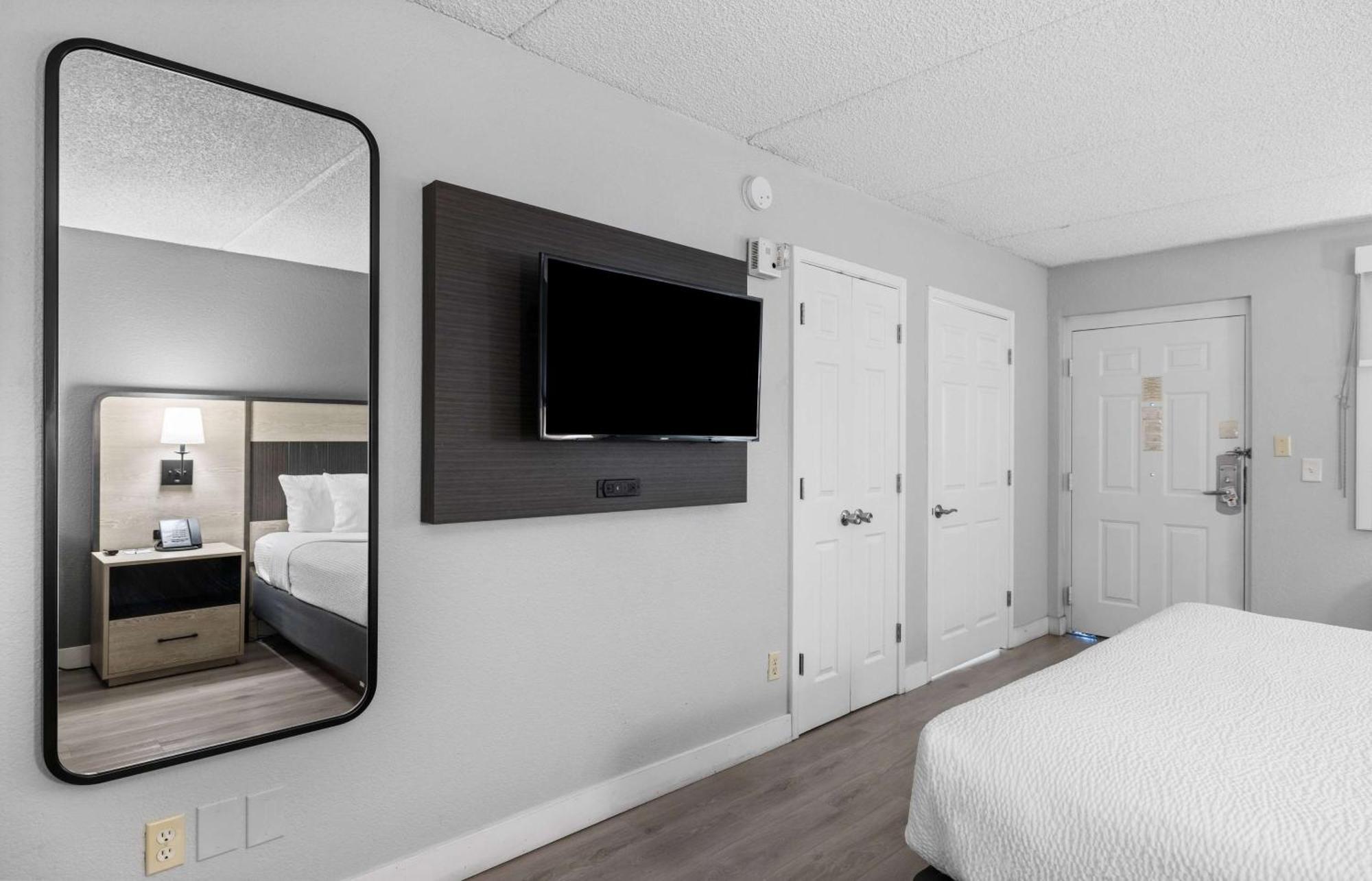 La Quinta Inn By Wyndham Стоктън Екстериор снимка
